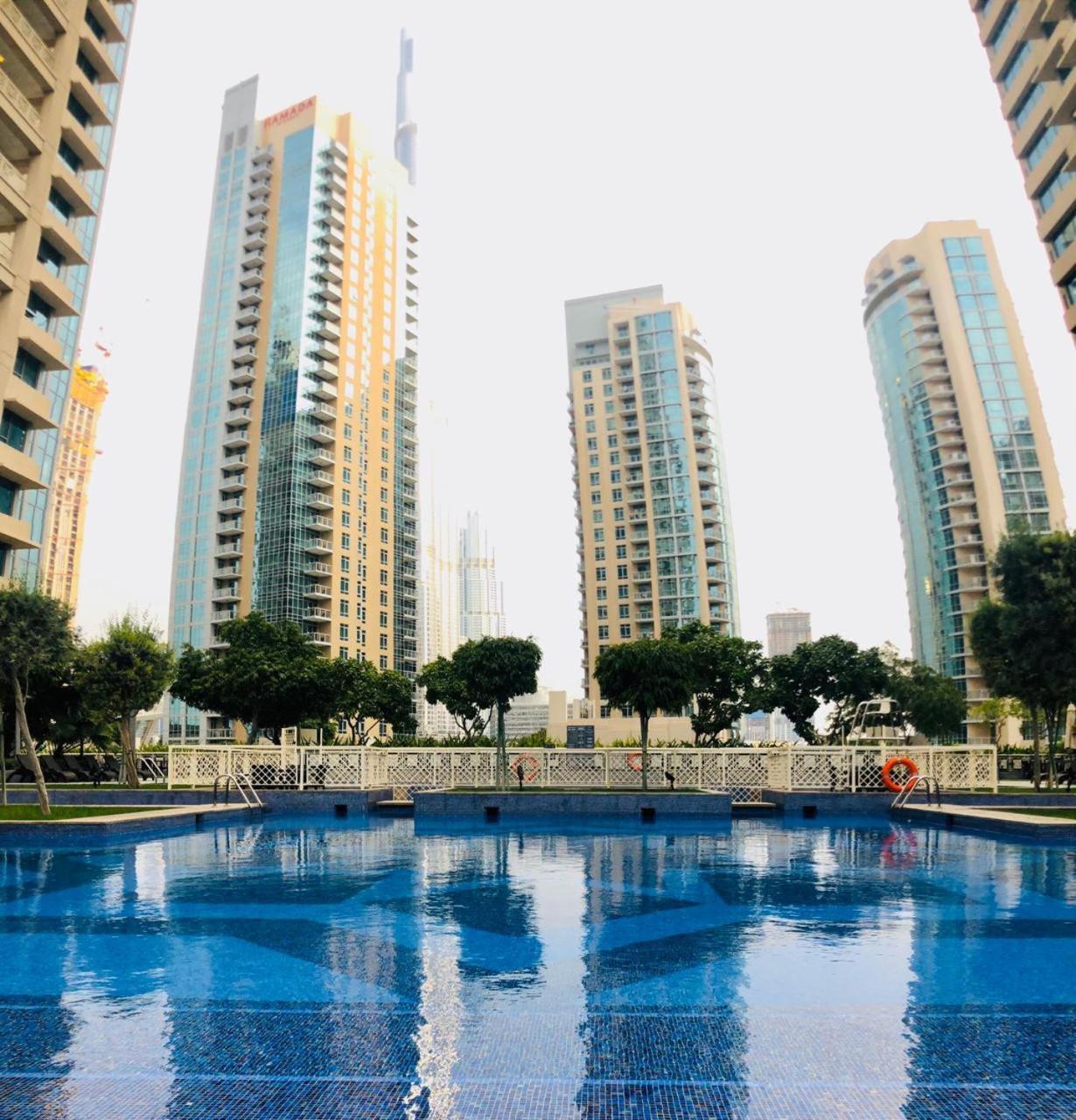 Luxury 2Br Downtown Apt With Burj Khalifa Views Dubai Exterior photo