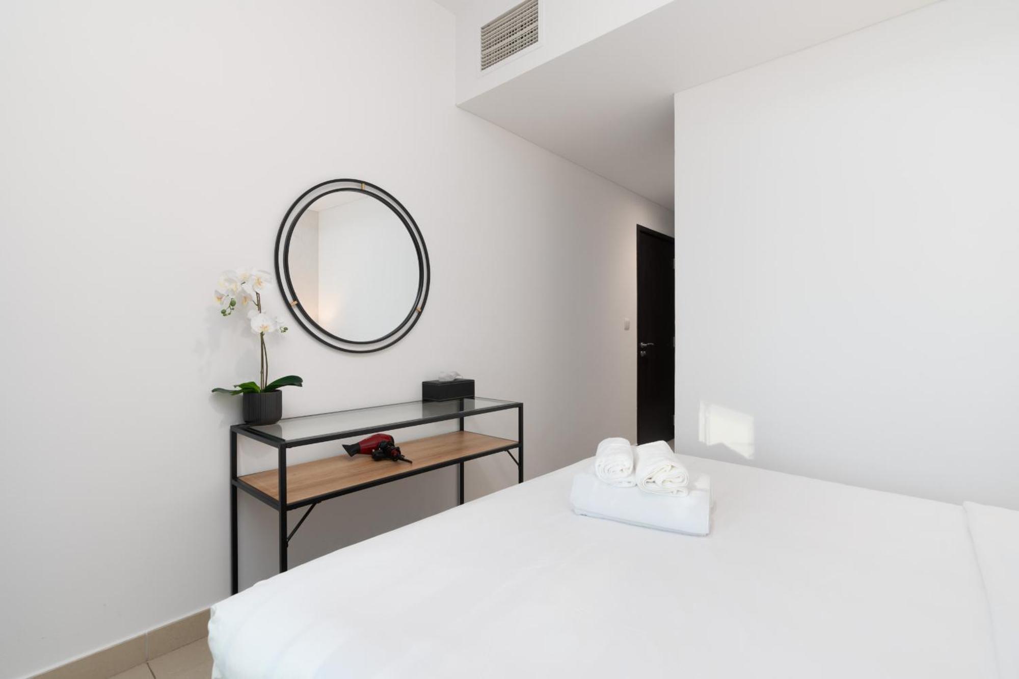 Luxury 2Br Downtown Apt With Burj Khalifa Views Dubai Exterior photo