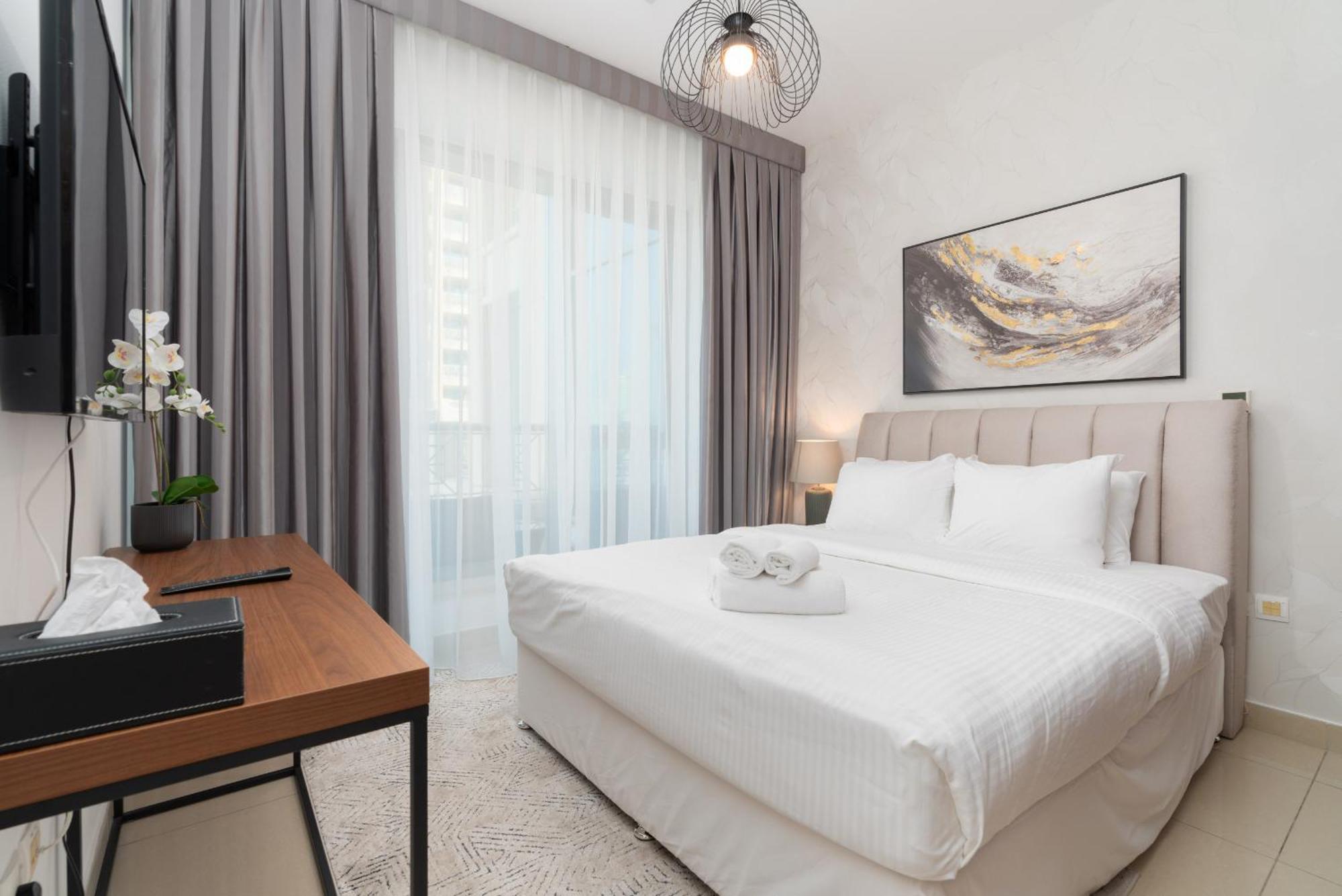 Luxury 2Br Downtown Apt With Burj Khalifa Views Dubai Exterior photo