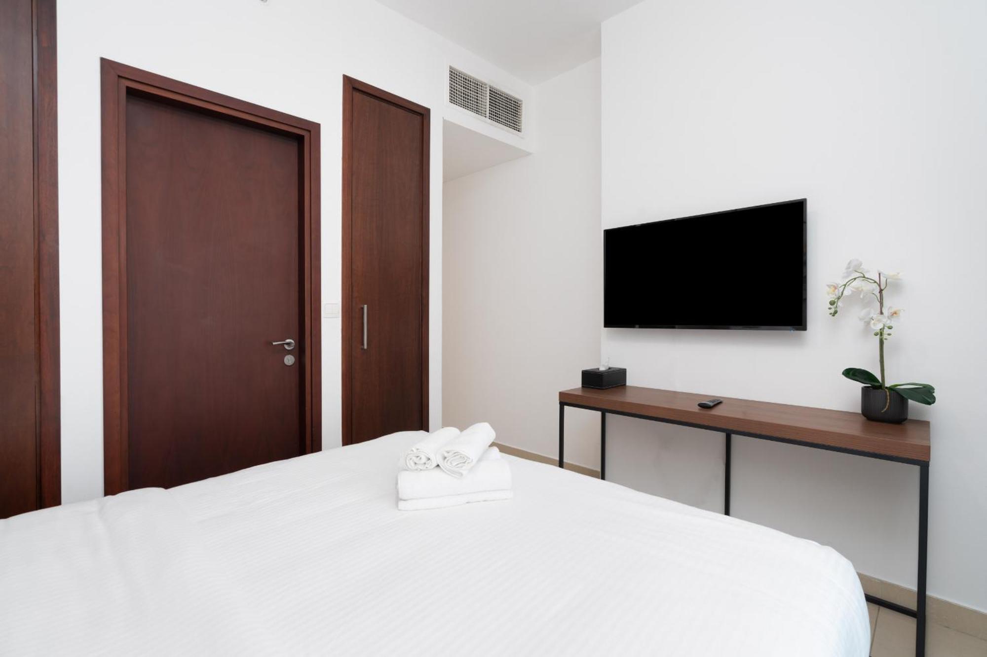 Luxury 2Br Downtown Apt With Burj Khalifa Views Dubai Exterior photo