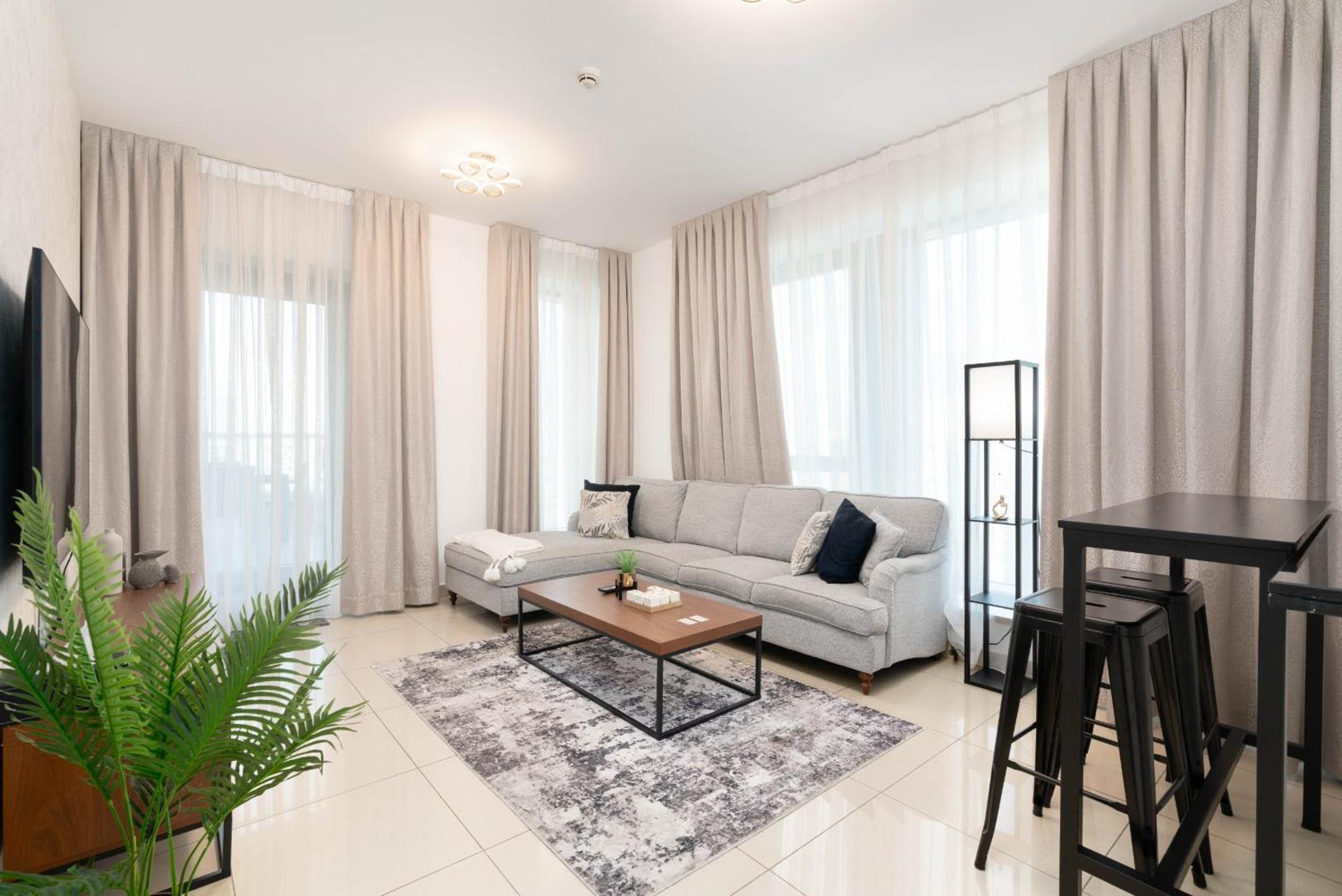 Luxury 2Br Downtown Apt With Burj Khalifa Views Dubai Exterior photo