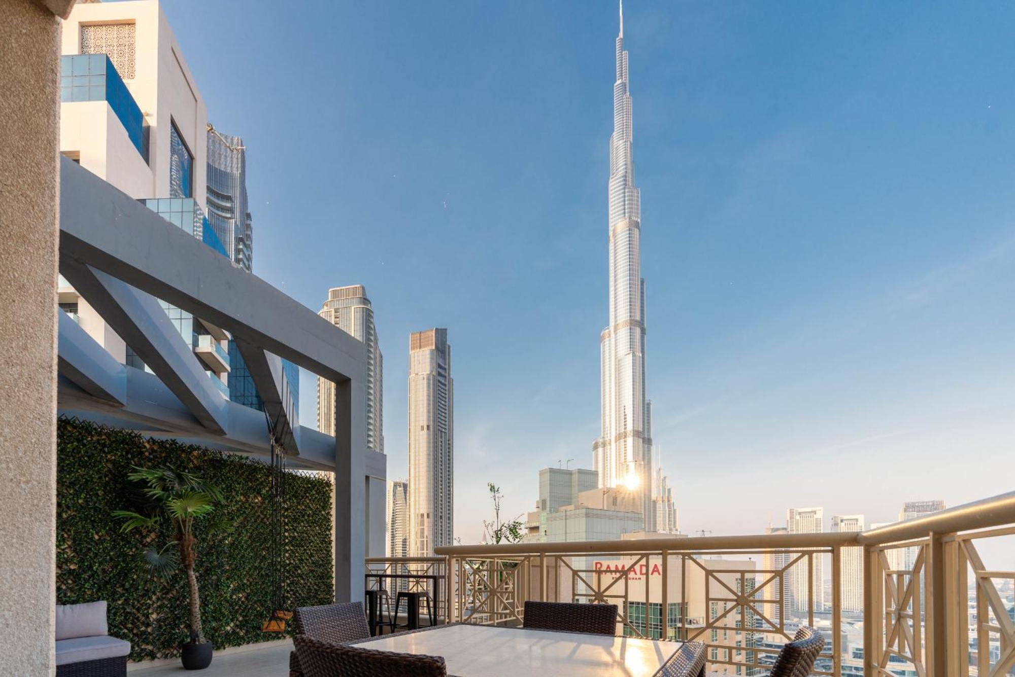 Luxury 2Br Downtown Apt With Burj Khalifa Views Dubai Exterior photo